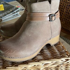 Dansko ankle boot 37